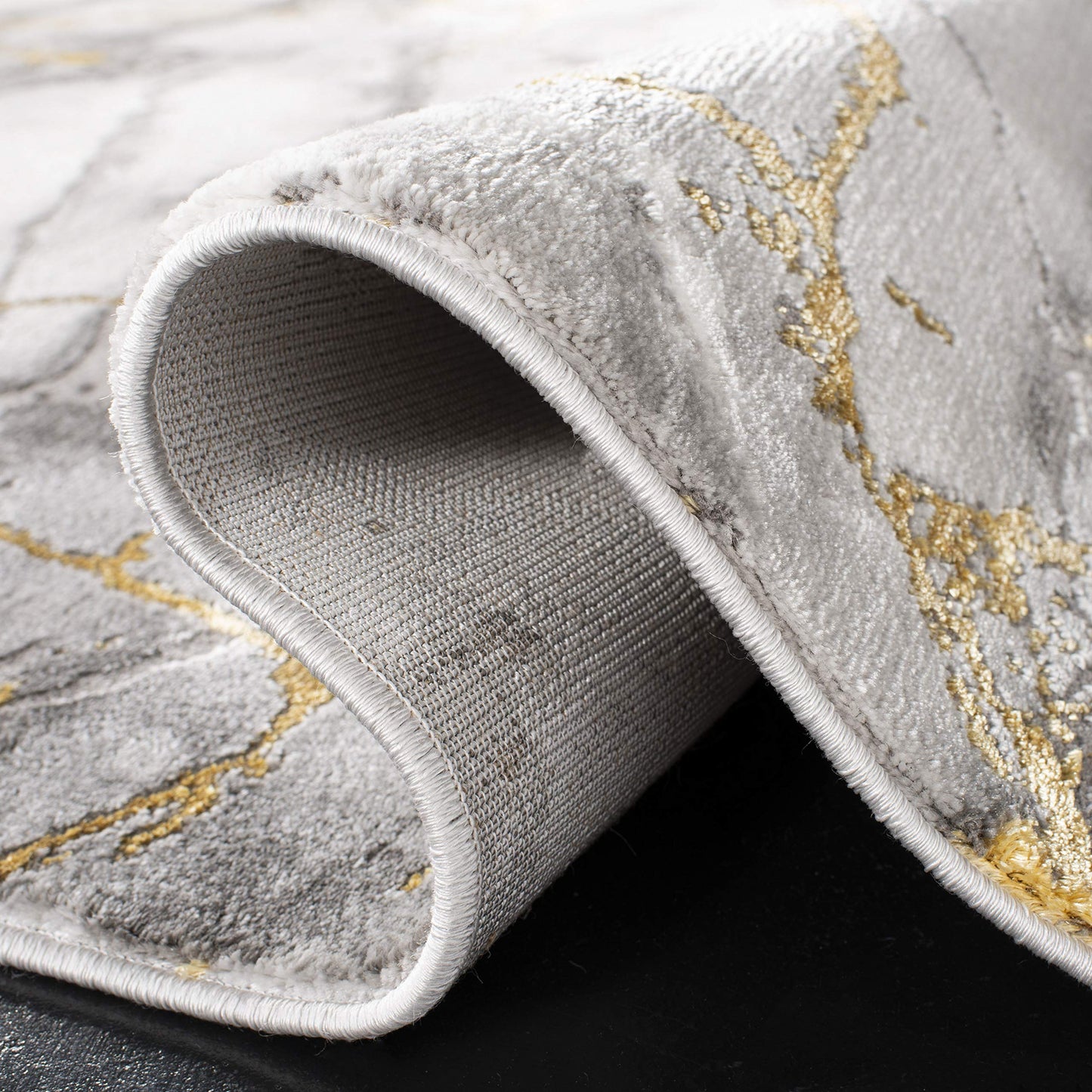 SAFAVIEH Craft Collection Accent Rug - 2'3" x 4', Grey & Gold, Modern Abstract Design, Non-Shedding & Easy Care, Ideal for High Traffic Areas in Entryway, Living Room, Bedroom (CFT877F)