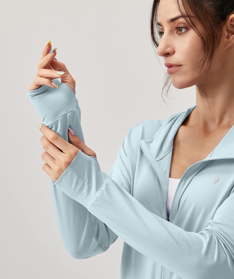 Soothfeel Women's UPF 50+ Sun Protection Hoodie Jacket Lightweight Long Sleeve Sun Shirt for Women with Pocket Hiking Outdoor Light Blue 3XL