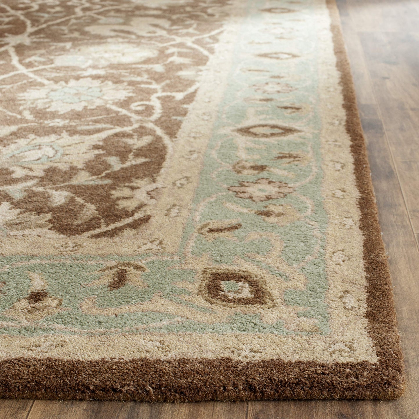 SAFAVIEH Antiquity Collection Accent Rug - 3' x 5', Brown & Green, Handmade Traditional Oriental Wool, Ideal for High Traffic Areas in Entryway, Living Room, Bedroom (AT21G)