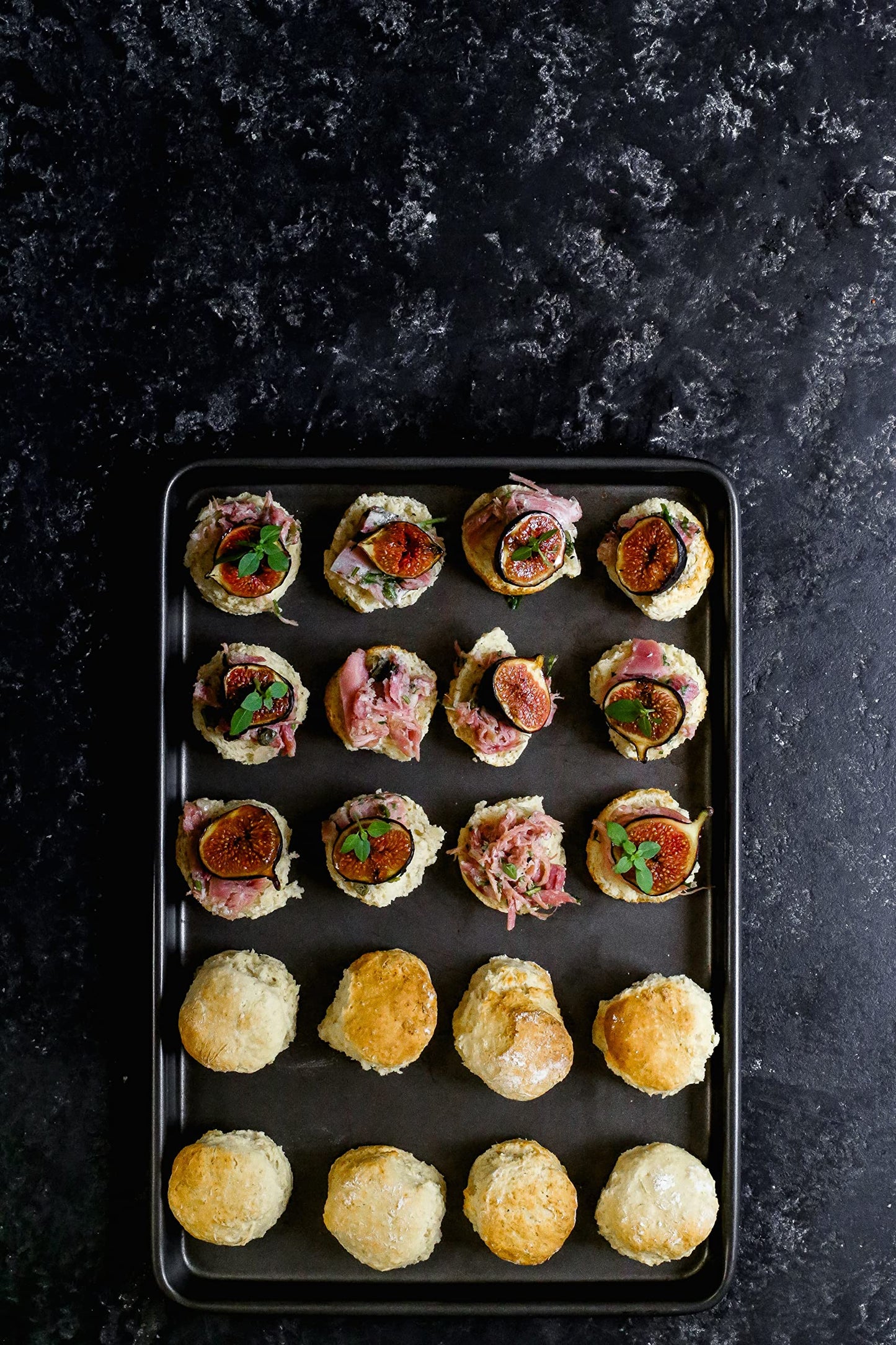 MasterClass Large Baking Tray with PTFE, PFOA and BPA Free Non Stick, Robust 1mm Thick Carbon Steel, 39 x 27 cm, Grey
