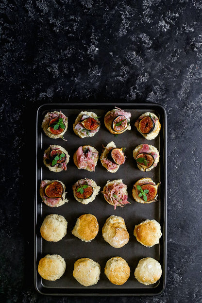 MasterClass Large Baking Tray with PTFE, PFOA and BPA Free Non Stick, Robust 1mm Thick Carbon Steel, 39 x 27 cm, Grey