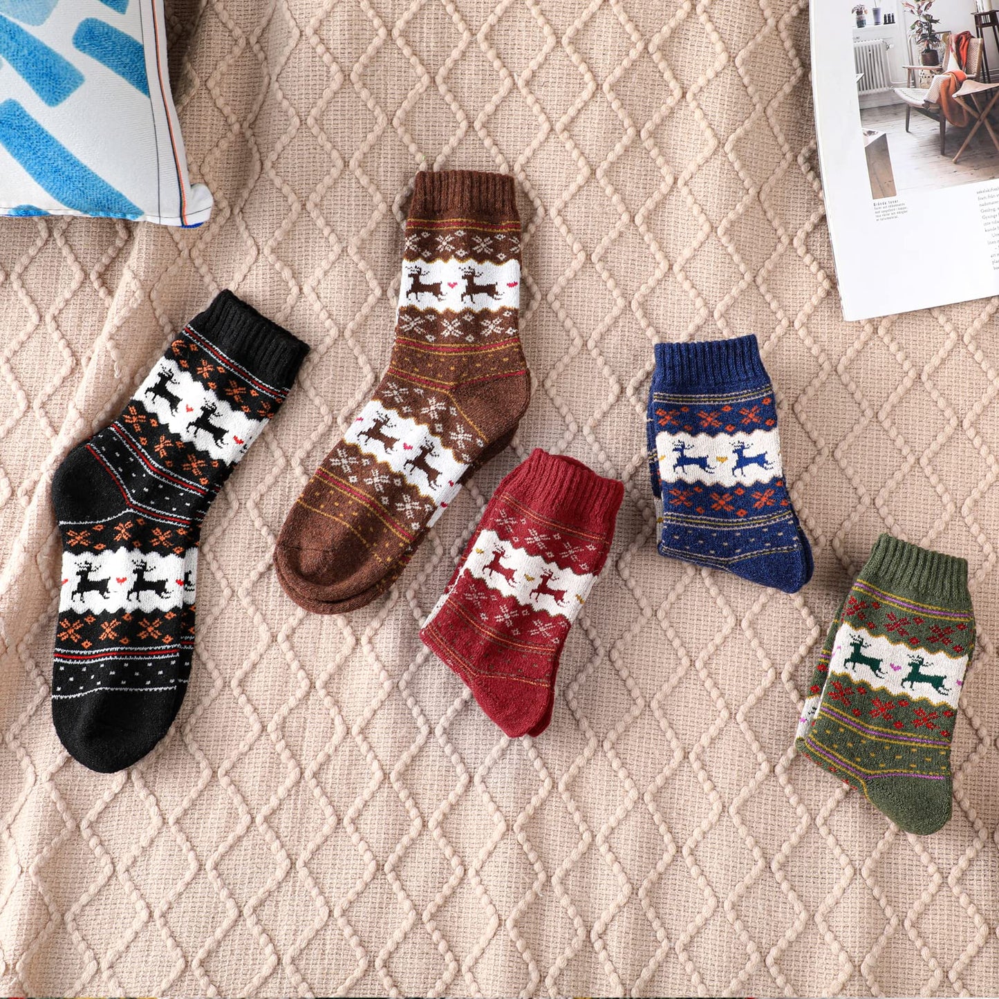 Nimalpal Wool Socks for Women - Wool Socks Soft 5 Pairs Womens Sock, Winter Hiking Cozy Sock Warm, Furry Deer