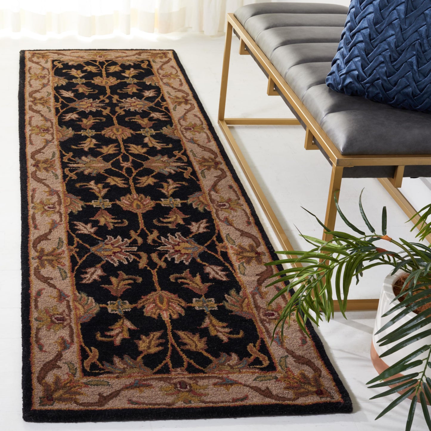SAFAVIEH Heritage Collection Runner Rug - 2'3" x 8', Black & Beige, Handmade Traditional Oriental Wool, Ideal for High Traffic Areas in Living Room, Bedroom (HG628B)