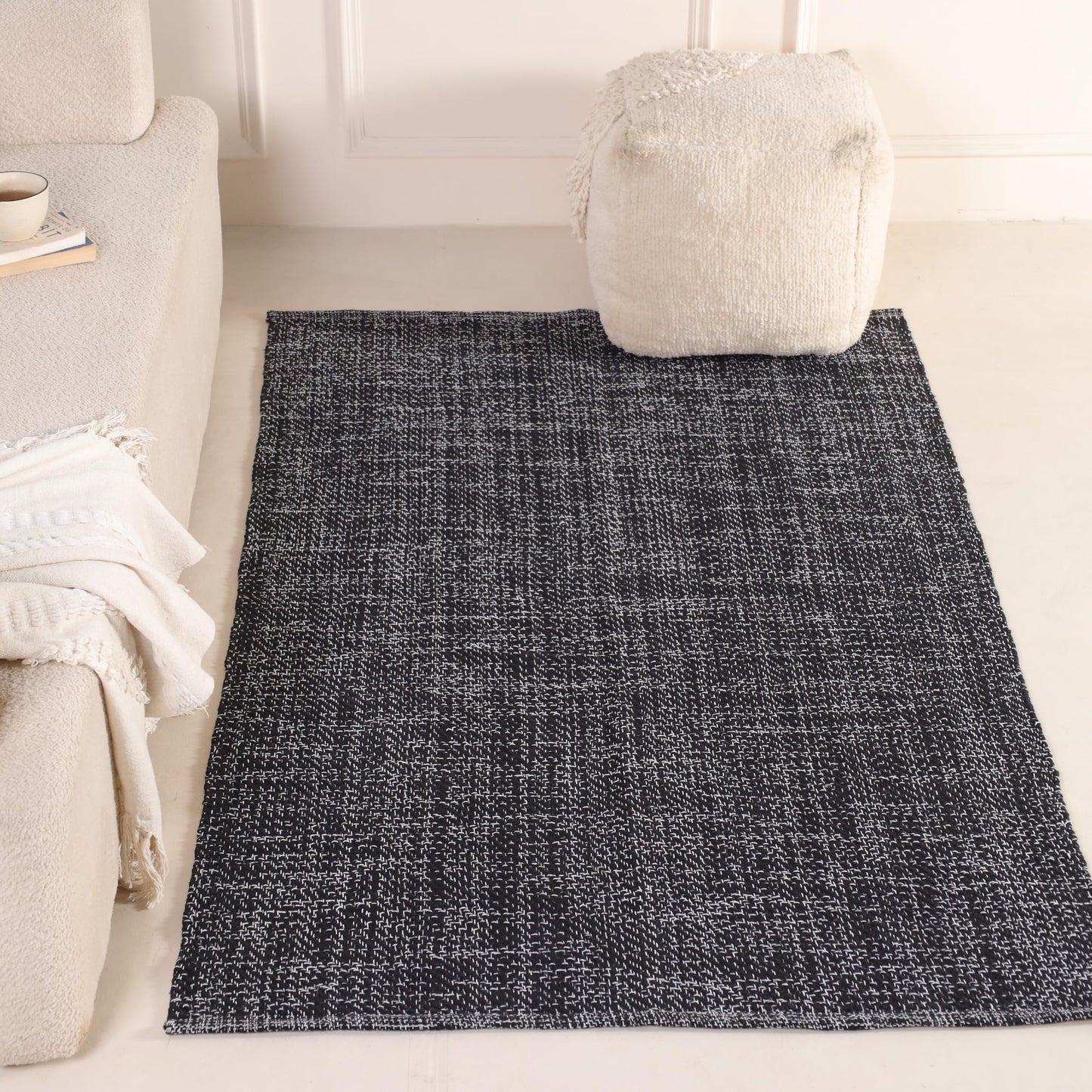 HOMEMONDE 4x6 ft Cotton Herringbone Area Rug - Abstract Accent Cotton Rug - Reversible Boho Lightweight for High Traffic Areas Kitchen, Mudroom, Entryway, Livingroom (Black)