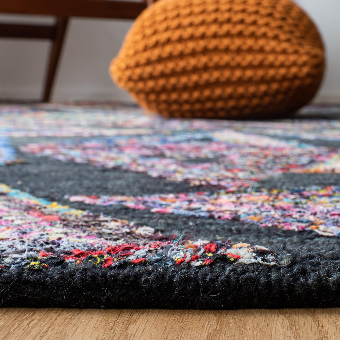 SAFAVIEH Aspen Collection Accent Rug - 3' x 5', Dark Green & Black, Handmade Abstract Boho Wool, Ideal for High Traffic Areas in Entryway, Living Room, Bedroom (APN533Y)
