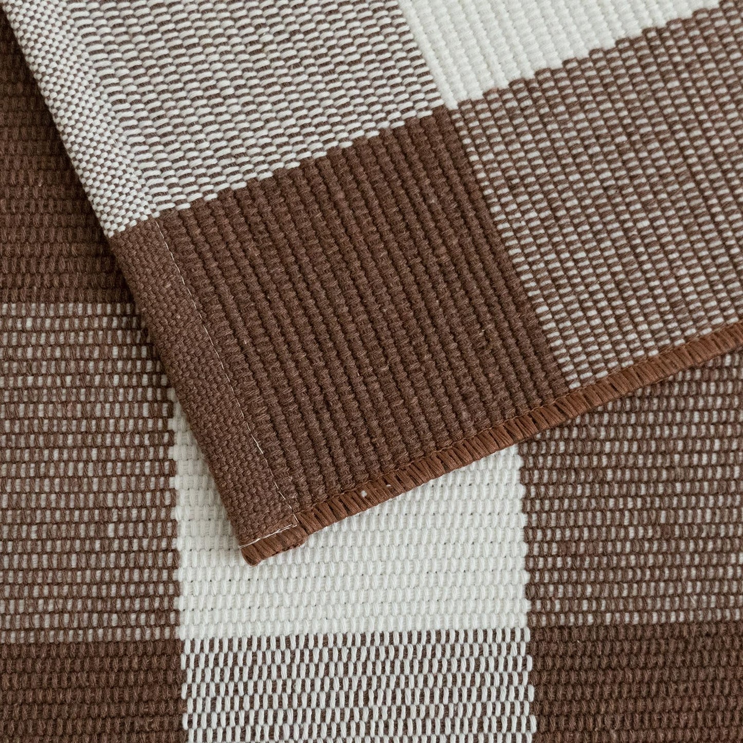 Buffalo Plaid Outdoor Rug Doormat Farmhouse Checkered Front Porch Rug Machine Washable Woven Cotton Layered Door Mats for Indoor Entryway Kitchen Bedroom (24"x51", Coffee and White)