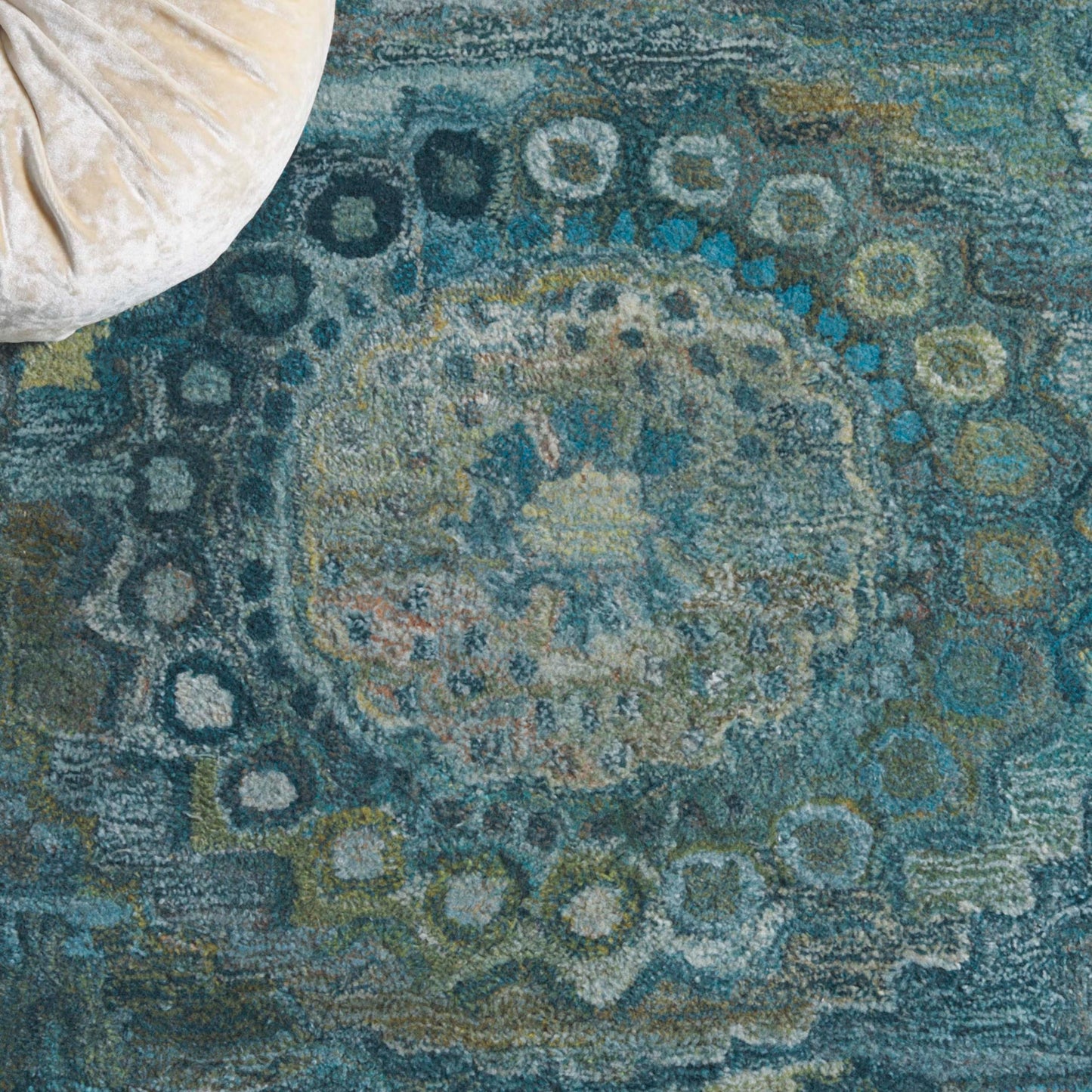 Safavieh Anatolia Collection Area Rug - 6' x 9', Aqua & Green, Handmade, Ideal for The Living Room, Bedroom, Dining Room (AN411Y-6)