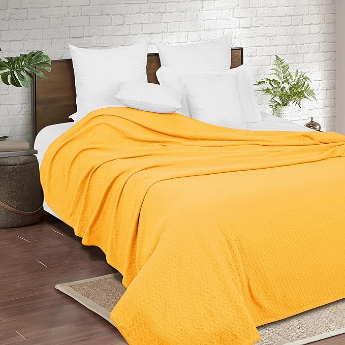 BELIZZI HOME 100% Cotton Bed Blanket, Breathable Thermal Blanket Twin Size, Soft Chevron,Perfect for Layering Any All Season, Mustard Yellow (60*90inch)