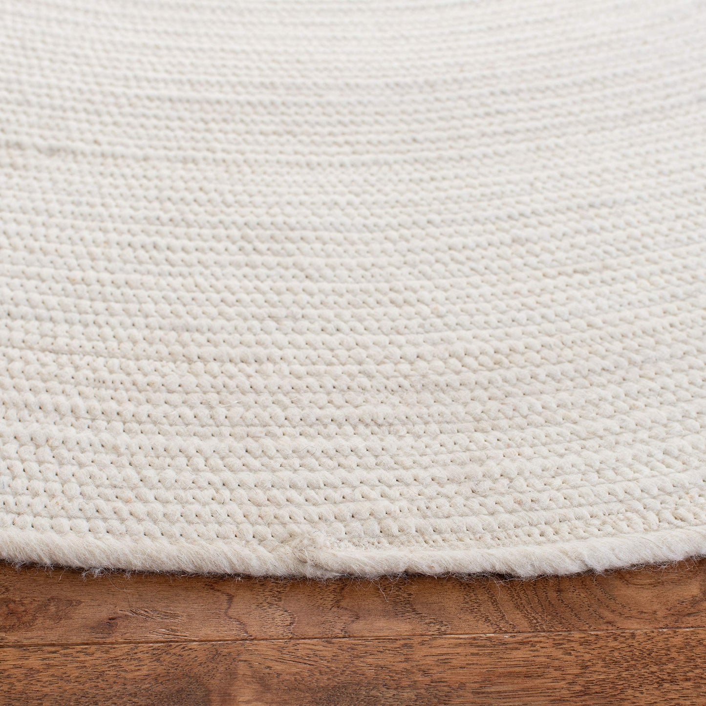 SAFAVIEH Braided Collection 5' x 7' Oval Ivory BRD901A Handmade Country Cottage Reversible Wool Entryway Foyer Living Room Bedroom Kitchen Area Rug