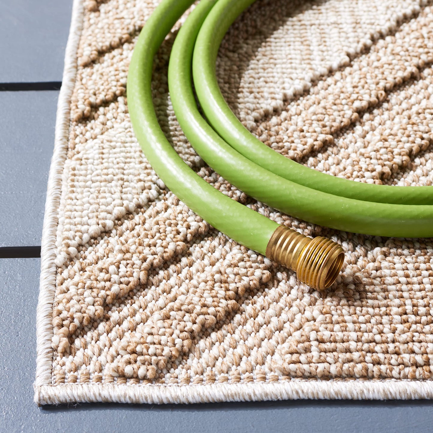 SAFAVIEH Washable Rug Outdoor Global Collection - 3' x 5', Beige & Light Beige, Non-Shedding & Easy to Clean, Ideal for Patio, Backyard, Mudroom (GLB220B)