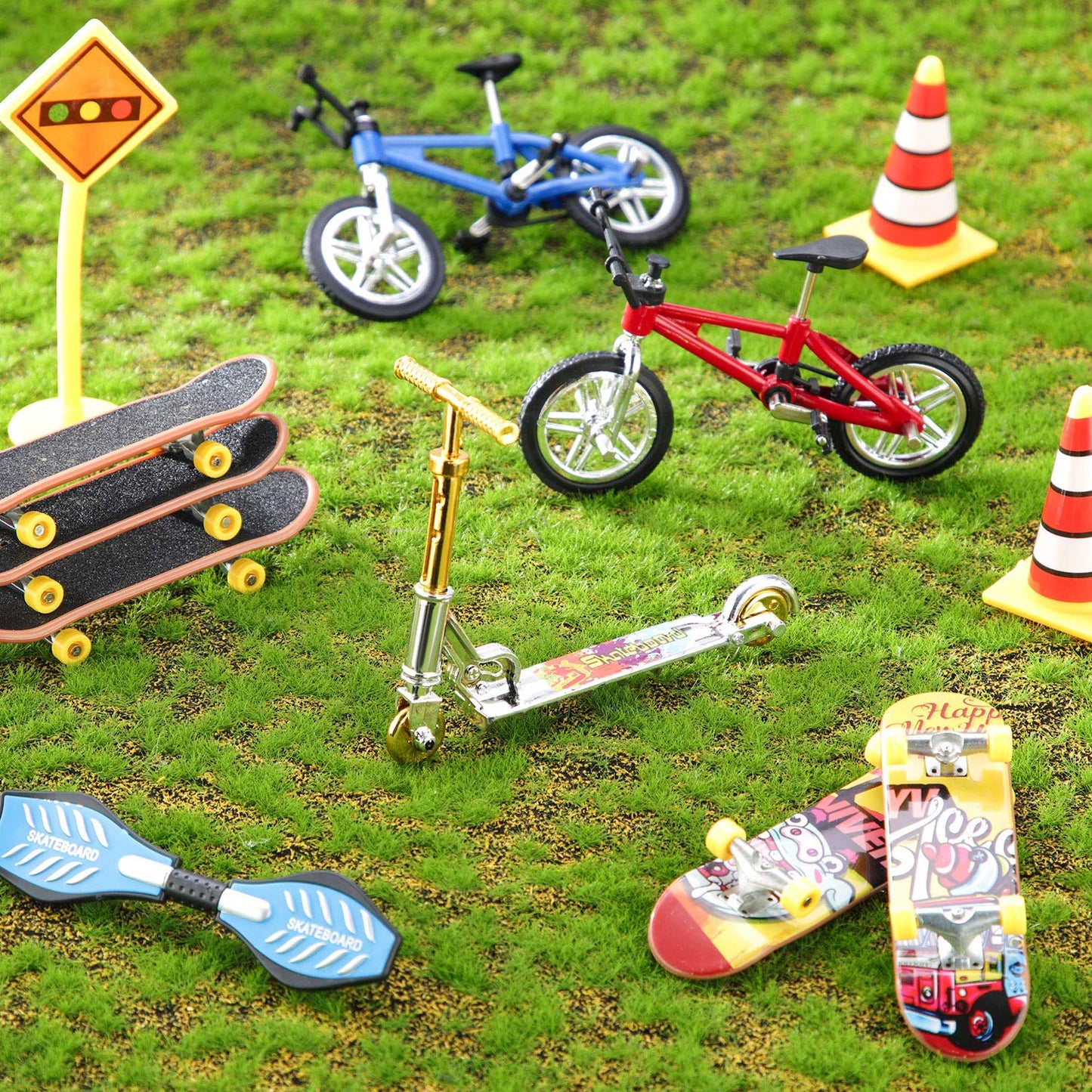 18 Pieces Mini Finger Toys Set Finger Skateboards Finger Bikes Scooter Tiny Swing Board Fingertip Movement Party Favors Wheels and Tools