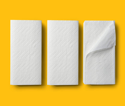 AmazonCommercial Singlefold (V-Fold / ZZ-Fold) Paper Hand Towels, 2-ply Pure Cellulose, 3990 Sheets (15 packs of 266), Sheet Size: 22 x 21 cm, H3 Dispenser Compatible