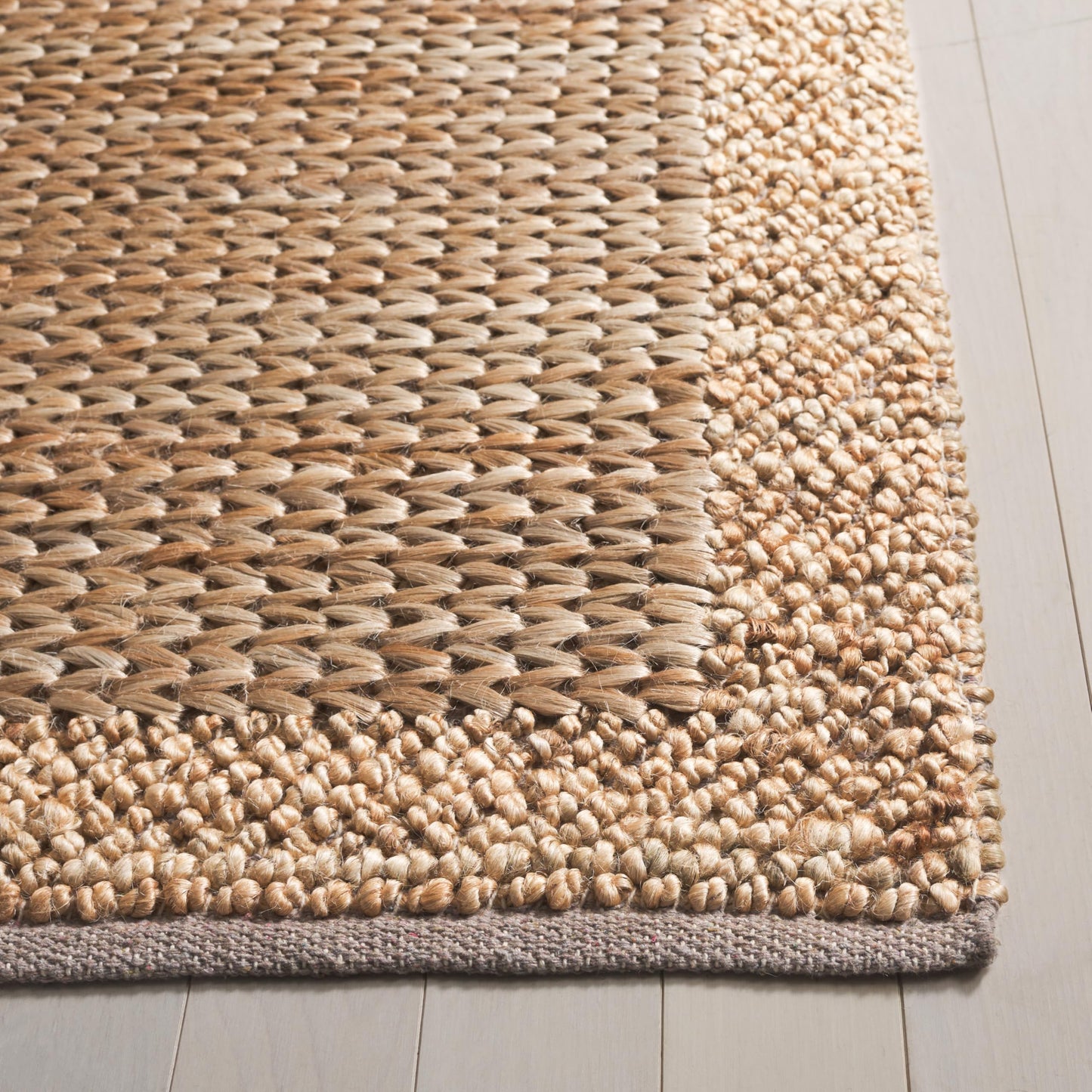 SAFAVIEH Natural Fiber Collection Accent Rug - 4' x 6', Natural, Handmade Jute, Ideal for The Living Room, Bedroom, Dining Room (NF954A-4)
