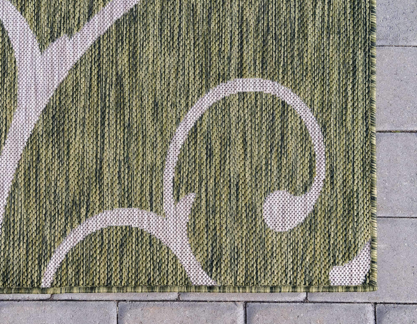 Unique Loom Outdoor Botanical Collection Area Rug - Curl (4' x 6' Rectangle Green/Ivory)