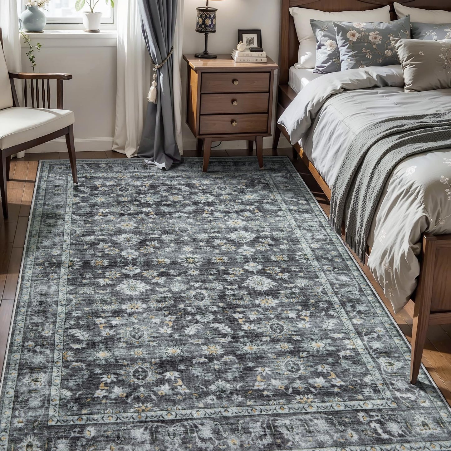 Ciicool Grey Floral Area Rugs 4x6 Washable Rug for Living Room Boho Indoor Non-Slip Carpet Soft Low Pile Bedroom Dining Room Rug Suitable for Playroom Laundry Office Home Decor