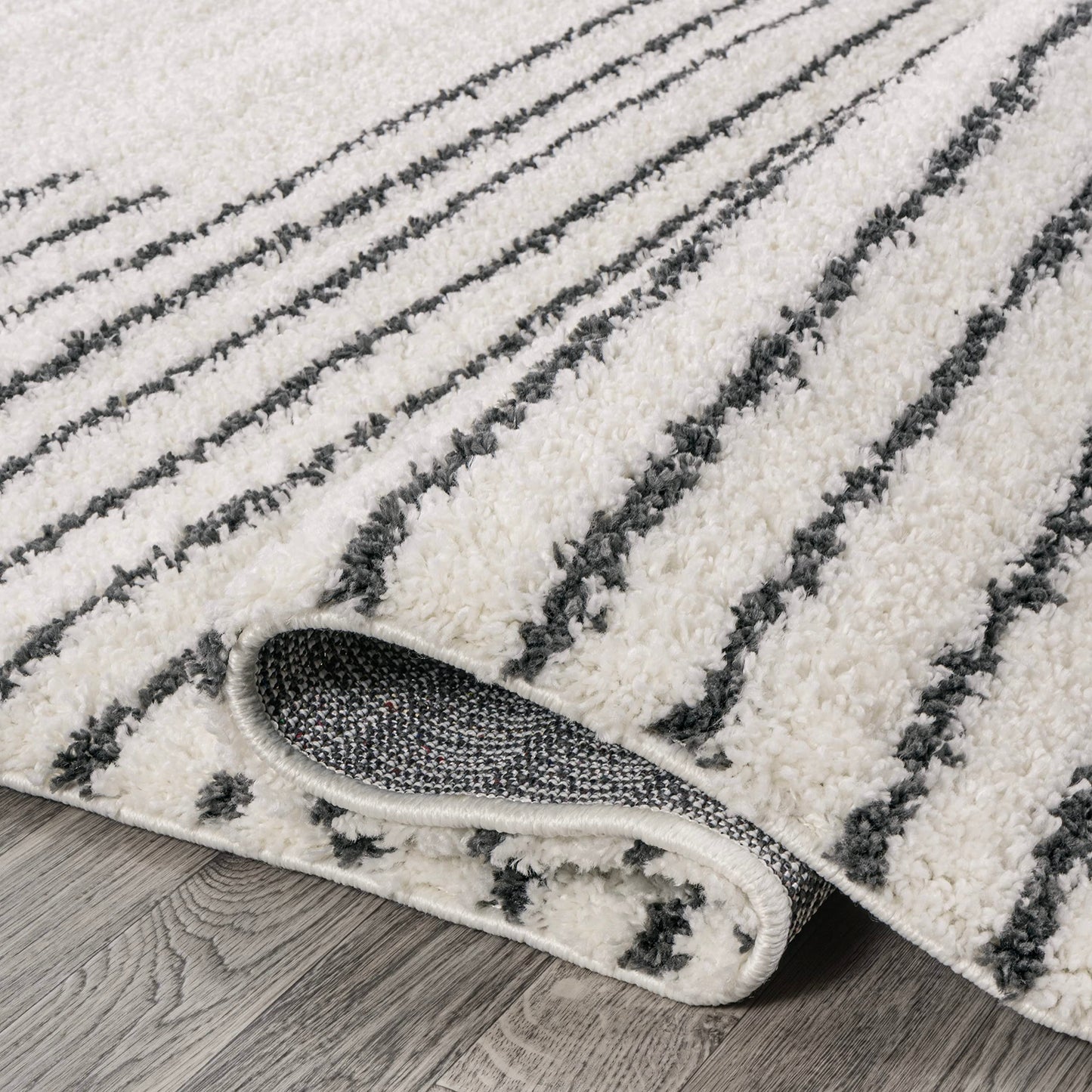 JONATHAN Y Petra Abstract Stripe Shag White/Gray Indoor Area Rug, 8x10, Geometric, Bohemian, Contemporary, Easy-Cleaning for Living Room, Bedroom, Kitchen, Pet Friendly, Non-Shedding (MOH407A-8)