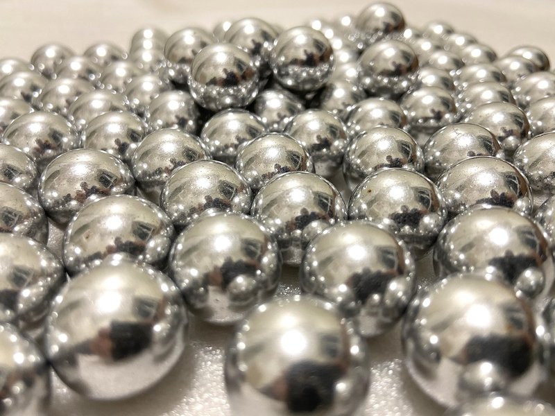 Alien Play 100 Rounds 50 Cal. Solid Aluminum Balls for Self Defense, 2.8 Gram Reusable .50 Caliber Aluminum Paintballs Ammo Projectiles for Training Fit for t4e TR50/HDR 50 Target Shooting (Silver)
