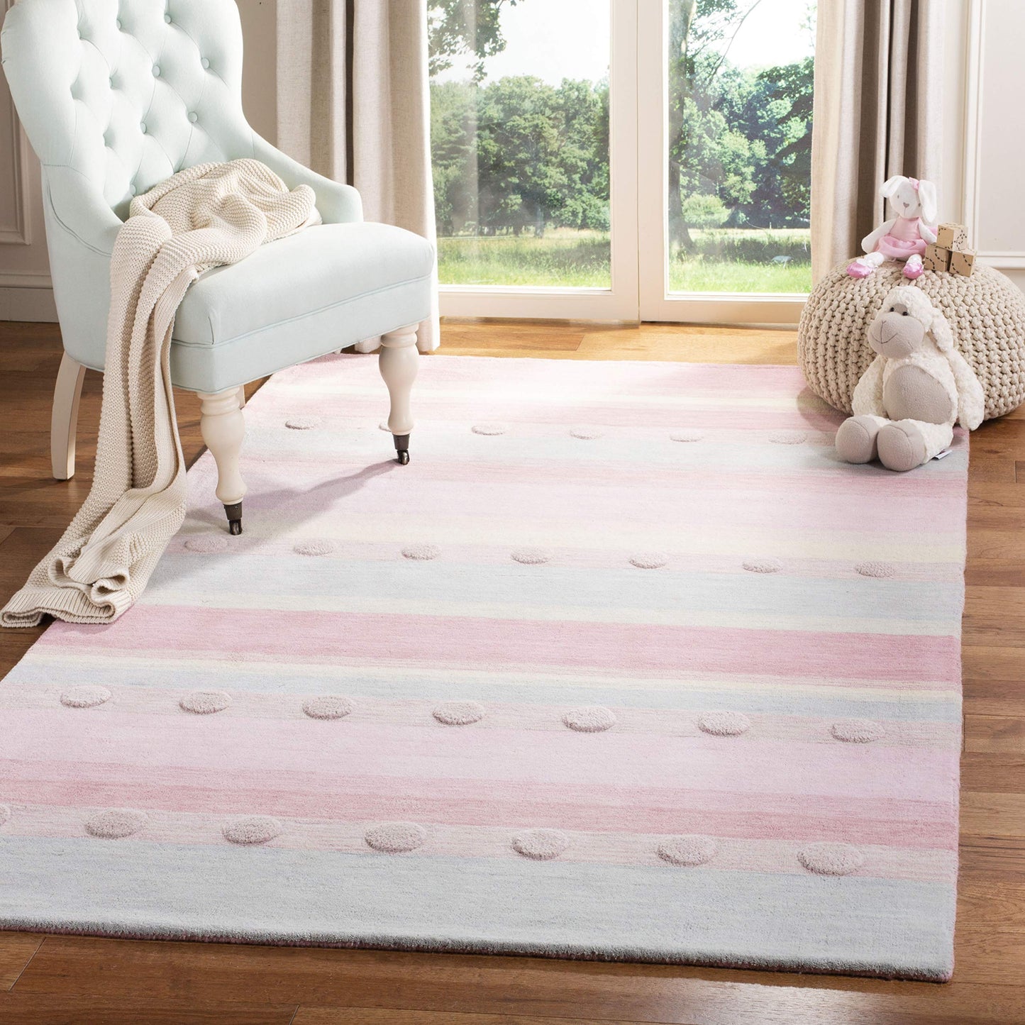 SAFAVIEH Kids Collection Area Rug - 6' x 9', Light Blue & Pink, Handmade Stripe Wool, Ideal for High Traffic Areas in Living Room, Bedroom (SFK801M)