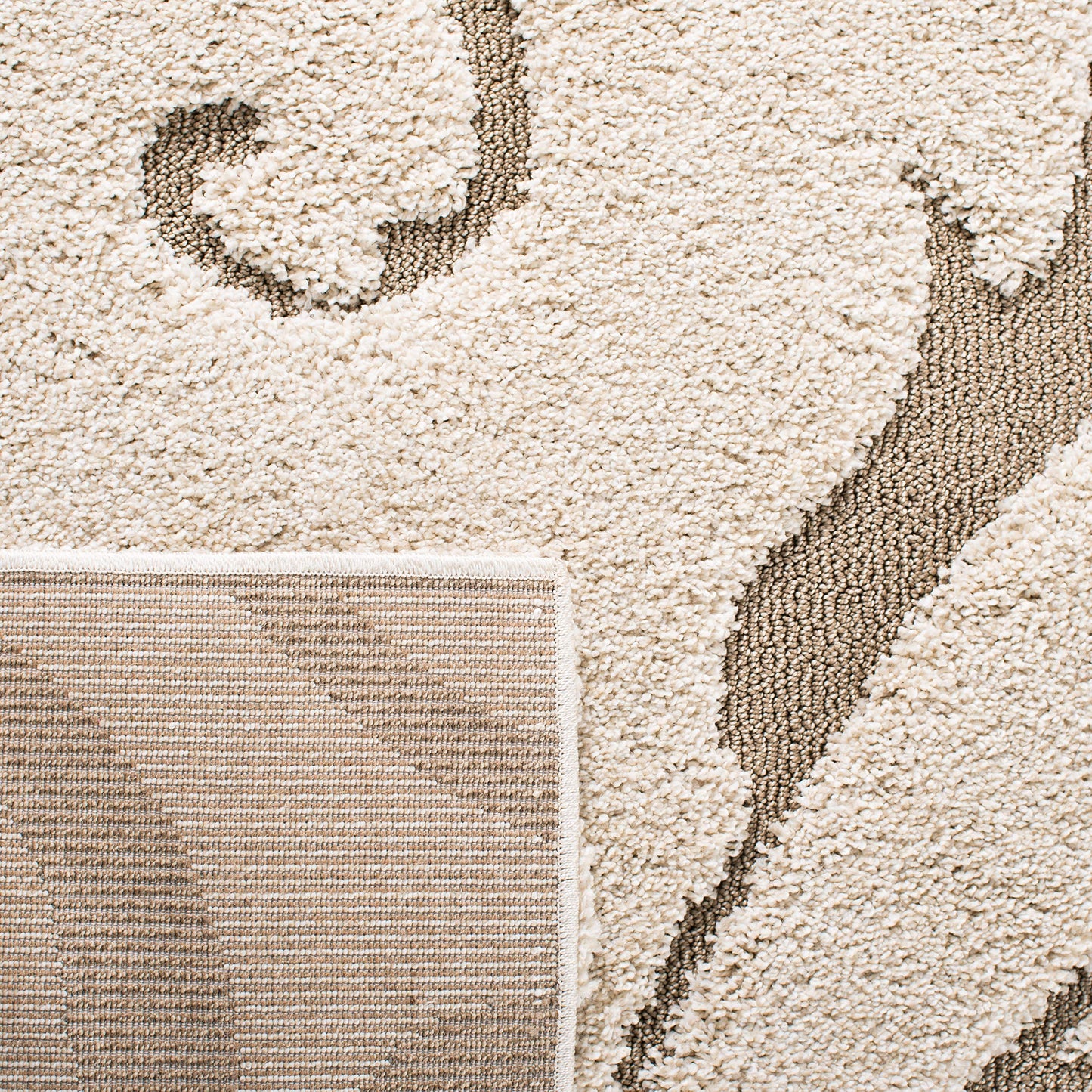 SAFAVIEH Florida Shag Collection Accent Rug - 2'3" x 4', Cream & Beige, Scroll Design, Non-Shedding & Easy Care, High-Low Plush Pile, Ideal for Bedroom, Foyer, Hallway (SG455-1113)