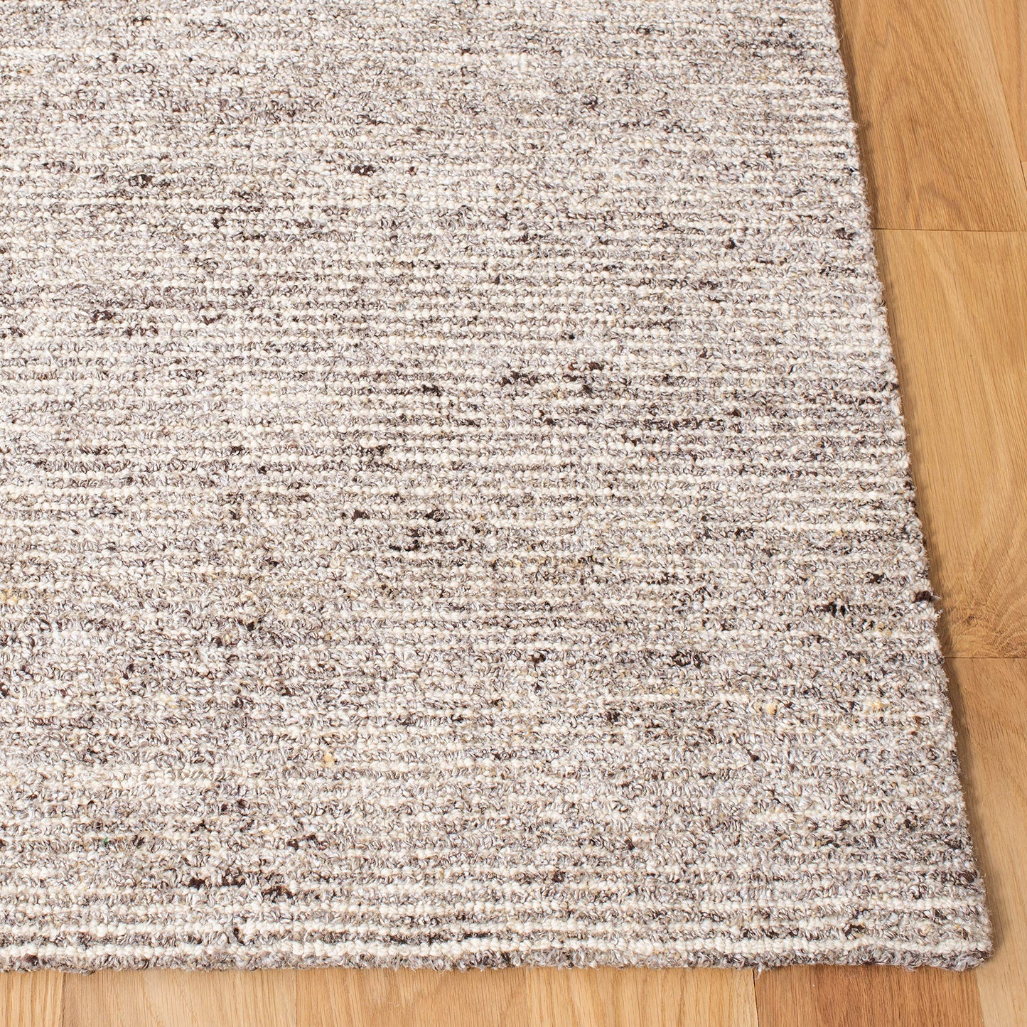 SAFAVIEH Himalaya Collection Area Rug - 10' x 14', Brown, Handmade Wool & Viscose, Ideal for High Traffic Areas in Living Room, Bedroom (HIM153T)
