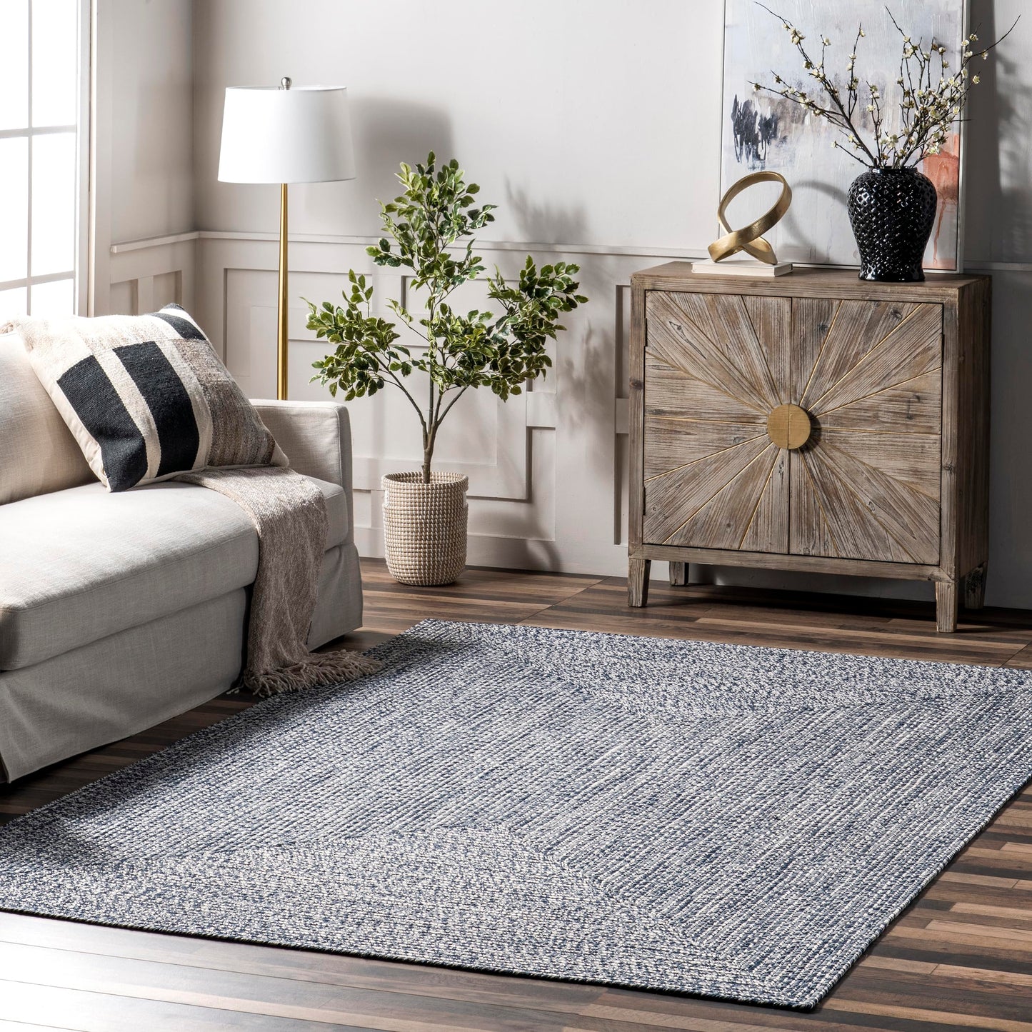 nuLOOM 5' x 8' Solid Hand Braided Indoor/Outdoor Area Rug, Pet-Friendly, High Traffic, Weather Resistant, for Patio, Balcony, Bedroom, Living, Dining Room, Wynn Navy
