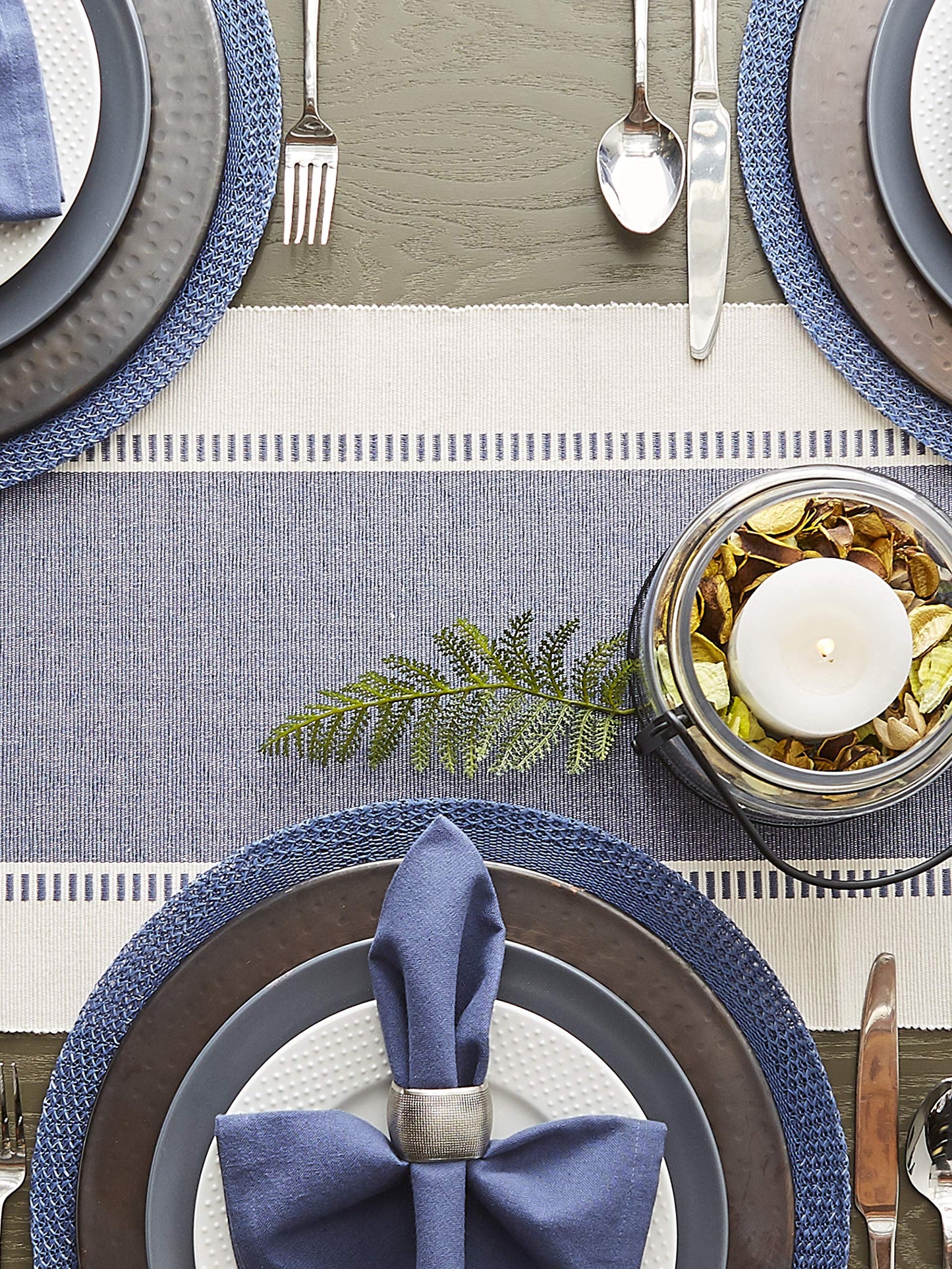 DII Woven Collection Round Braided Floral Placemat Set, 15", French Blue, 6 Piece