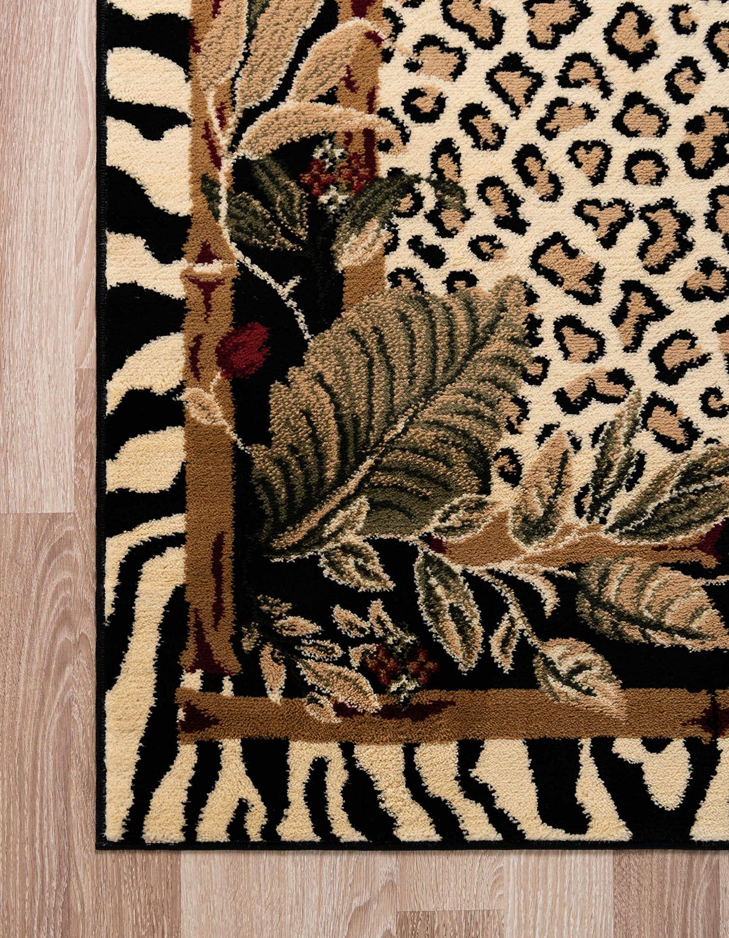 Unique Loom Wildlife Collection Animal Inspired with Cheetah Bordered Design Area Rug (3' 3 x 5' 3 Rectangular, Ivory/Black)