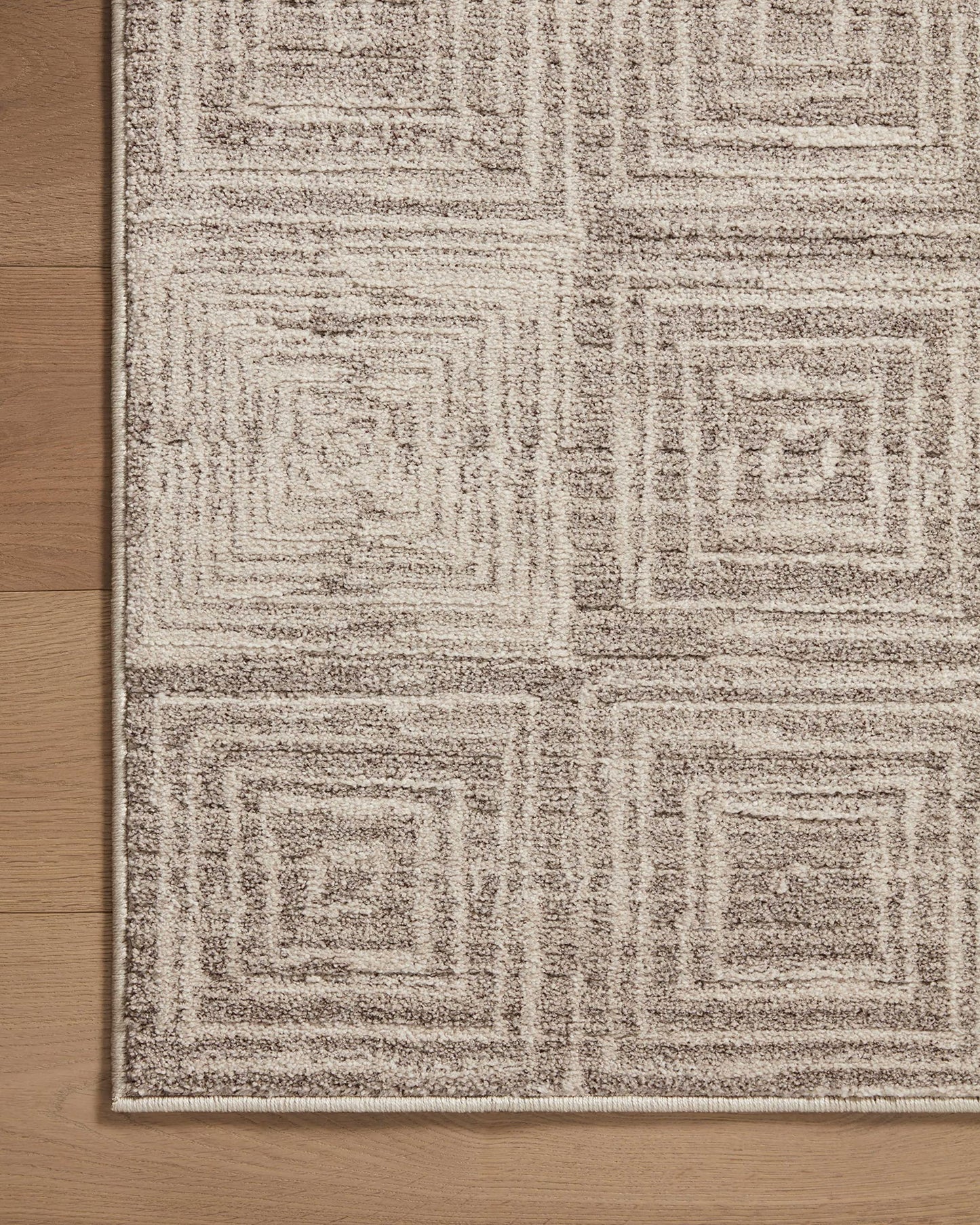 Loloi Darby Collection DAR-05 Beige/Grey 6'-7" x 9'-3" Area Rug