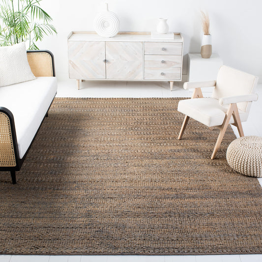SAFAVIEH Natural Fiber Collection Area Rug - 6' Square, Beige, Handmade Jute, Braided Woven Design, Ideal for Living Room, Bedroom (NF212B)