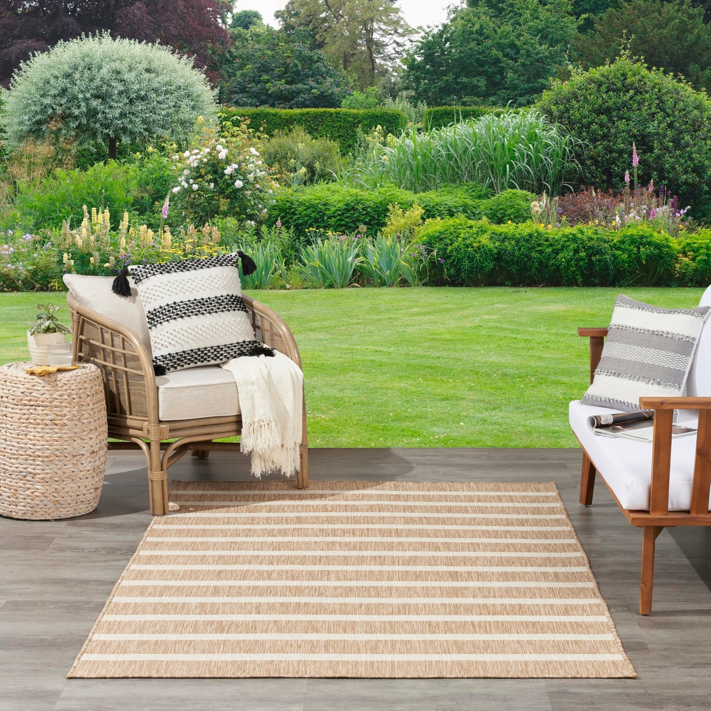 Nourison Home Positano Beige Ivory 7' x 10' Area Rug - Easy Clean, Non Shedding, Bed Room, Living Room, Dining Room, Kitchen (7' x 10')
