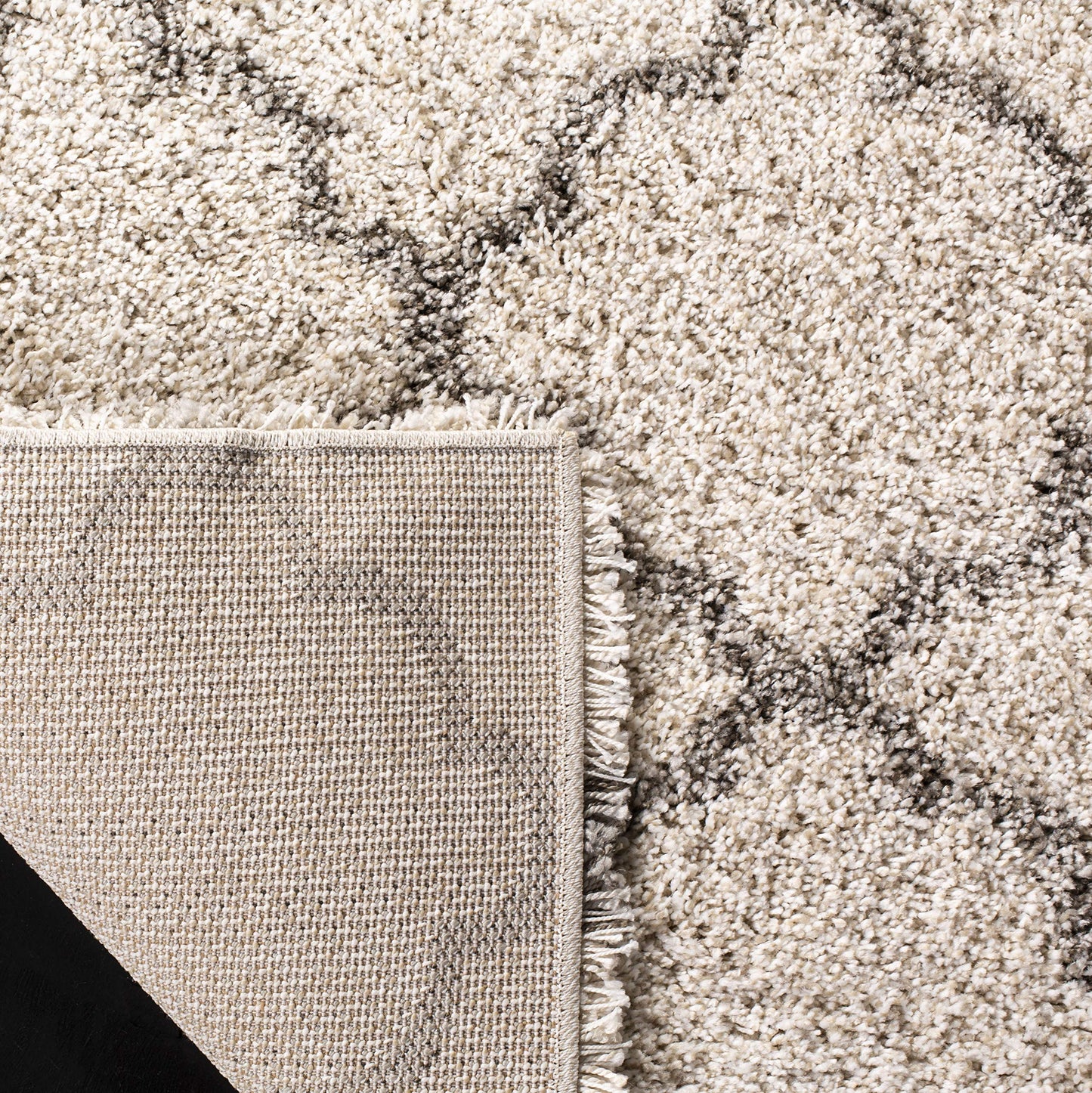 SAFAVIEH Hudson Shag Collection Area Rug - 6' x 9', Ivory & Grey, Moroccan Trellis Design, Non-Shedding & Easy Care, 2-inch Thick Ideal for High Traffic Areas in Living Room, Bedroom (SGH282A)