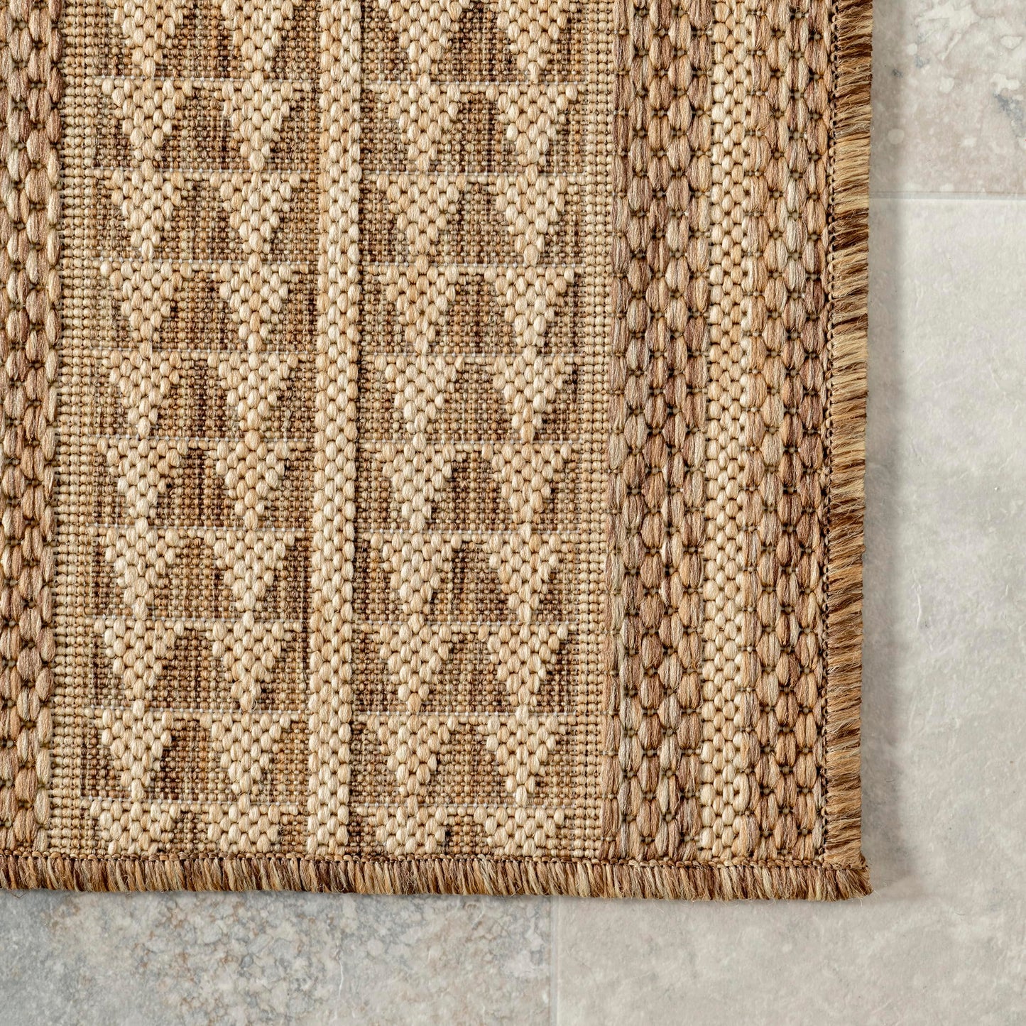 Nuloom Ranya Light Brown/Ivory, 3'6" x 5', Tribal Geometric, Soft and Cozy, High Traffic, Stain Resistant, Easy Clean, Durable Area Rug for Indoor/Outdoor Patio, Deck, Porch, Garden, Courtyard