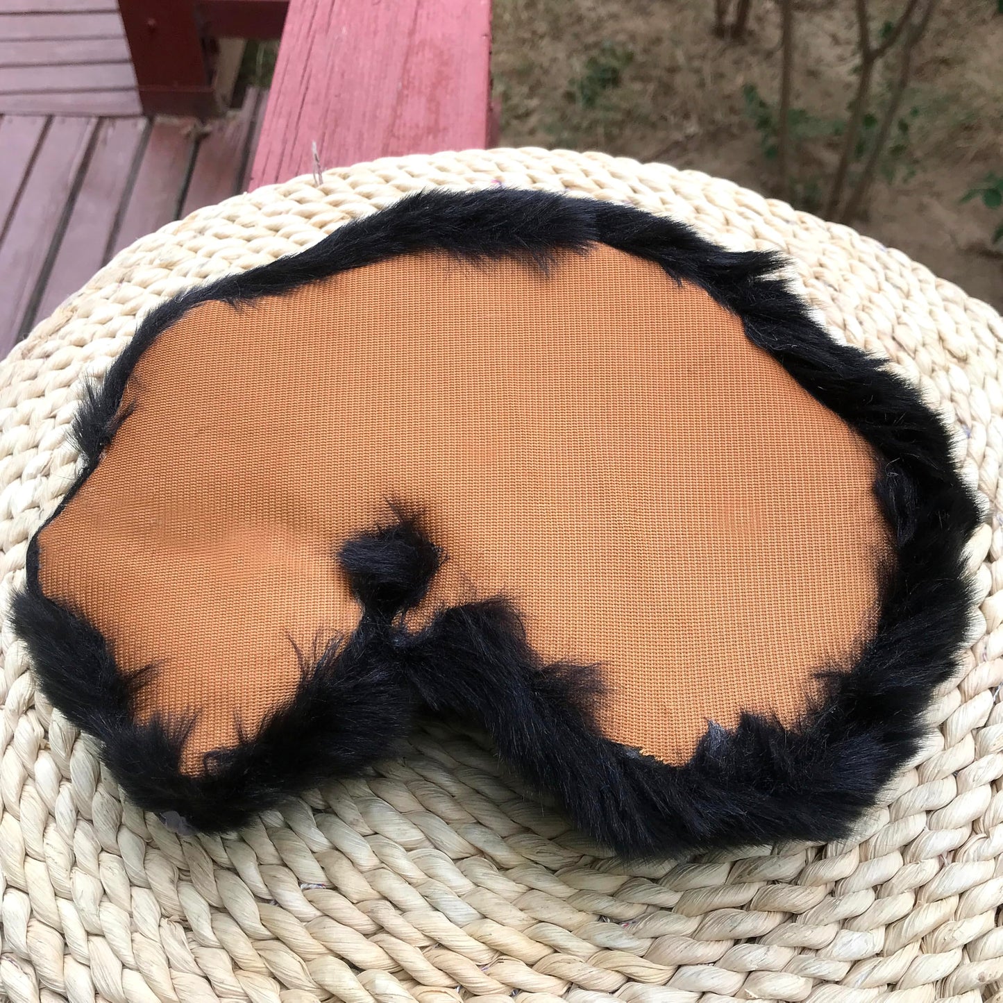 Lifelike Black Sleeping Cat Figurine - Realistic Curled Up Void Kitten Statue, Faux Fur Kitty House Panther Decor, Handcrafted Goth Halloween Decoration Home Office Gift