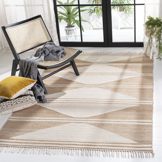 SAFAVIEH Kilim Collection Area Rug - 5' x 8', Natural & Ivory, Handmade Moroccan Boho Fringe Jute, Ideal for High Traffic Areas in Living Room, Bedroom (KLM451A)