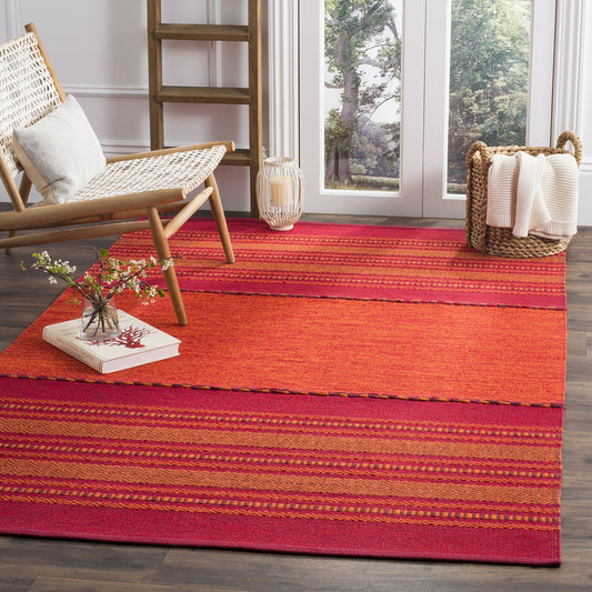 SAFAVIEH Montauk Collection Accent Rug - 4' x 6', Orange & Red, Handmade Flat Weave Cotton, Ideal for High Traffic Areas in Entryway, Living Room, Bedroom (MTK215A)