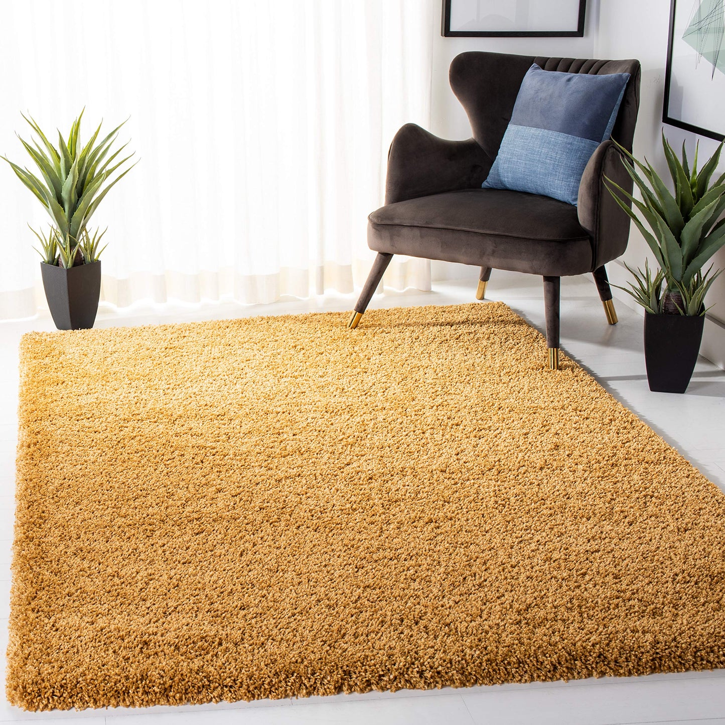 SAFAVIEH Hudson Shag Collection Area Rug - 5'3" x 7'6", Gold, Modern Solid Design, Non-Shedding & Easy Care, 2-inch Thick Ideal for High Traffic Areas in Living Room, Bedroom (SGH220D)