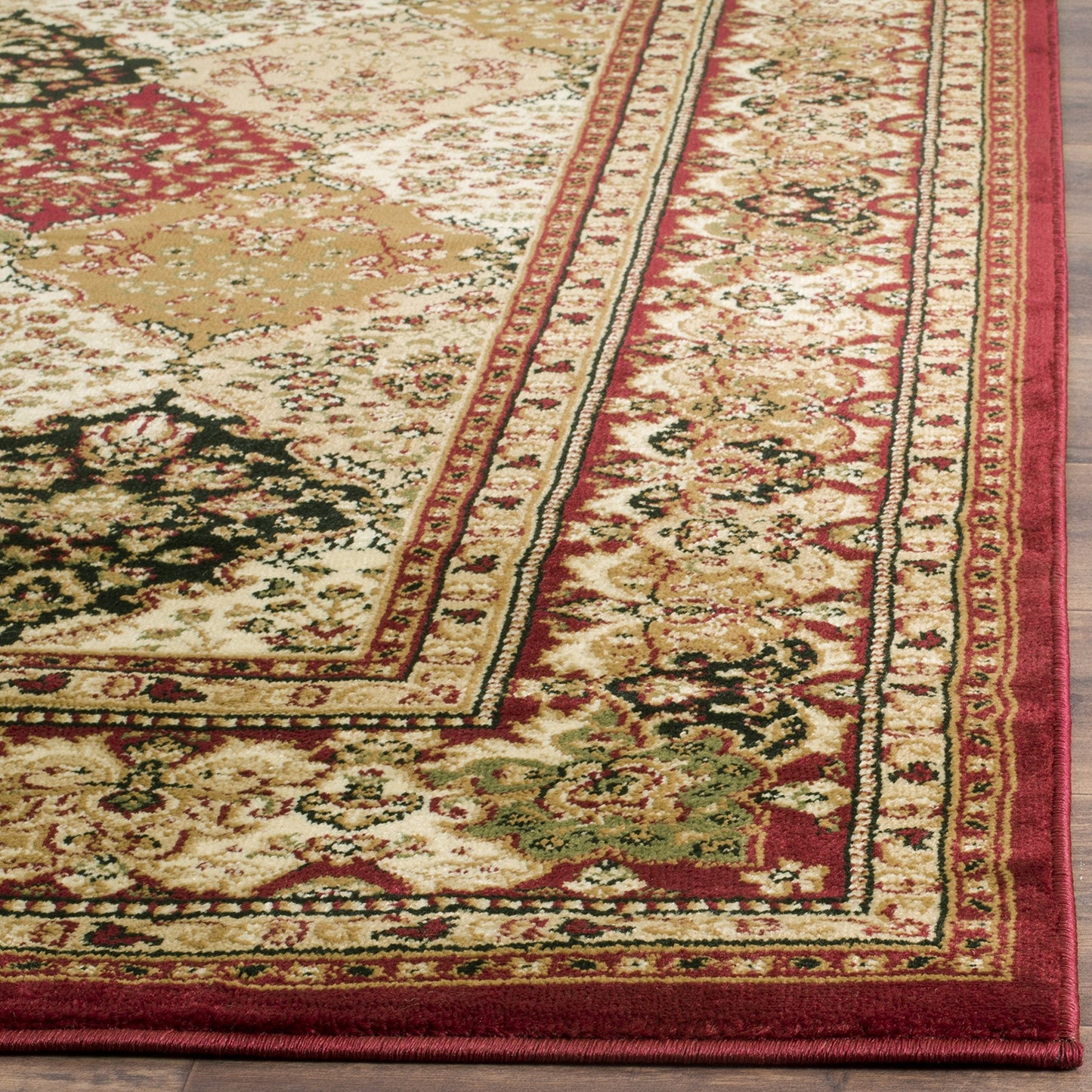 SAFAVIEH Lyndhurst Collection Accent Rug - 4' x 6', Multi & Red, Traditional Oriental Design, Non-Shedding & Easy Care, Ideal for High Traffic Areas in Entryway, Living Room, Bedroom (LNH221B)
