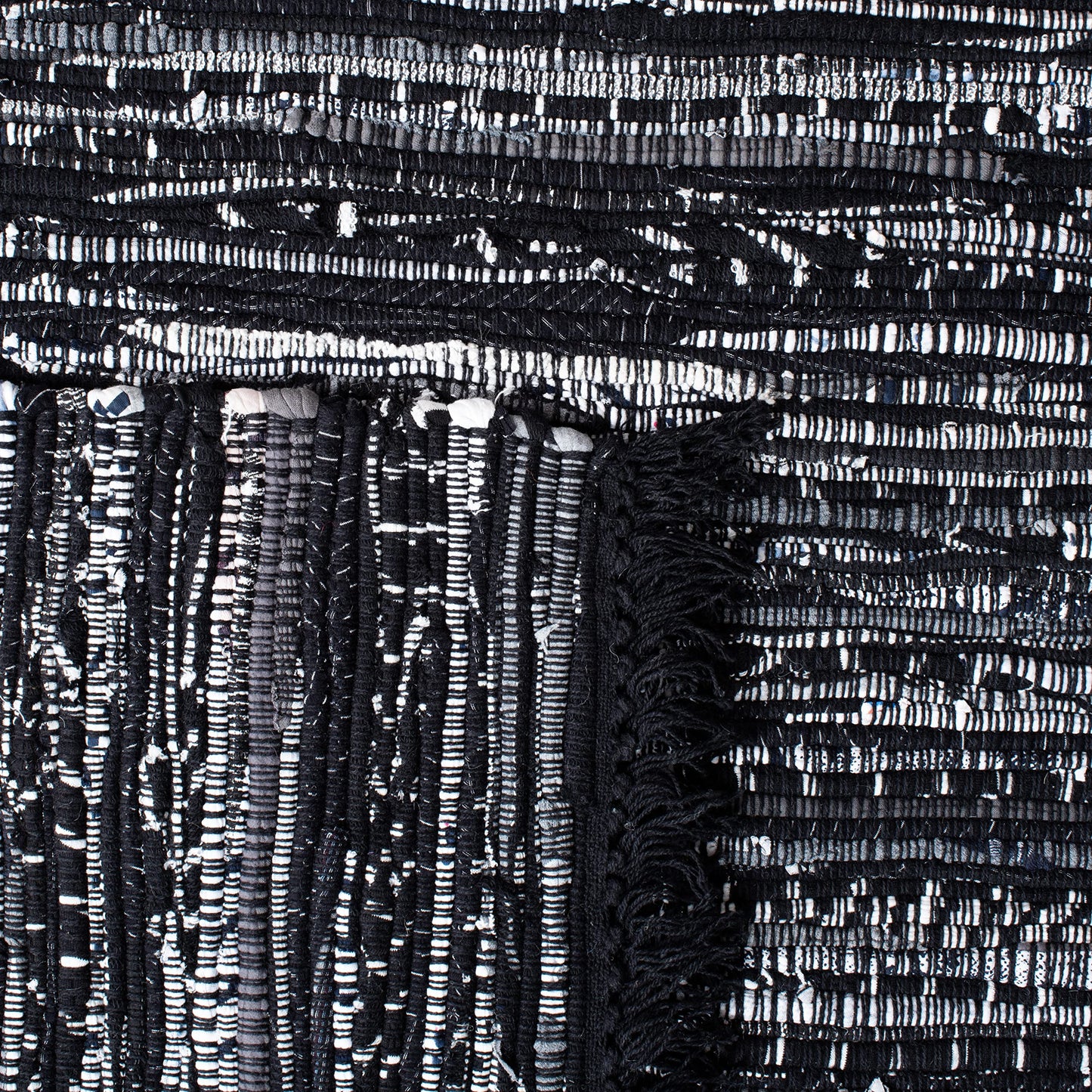 SAFAVIEH Rag Rug Collection Area Rug - 5' x 8', Black, Handmade Boho Stripe Cotton, Ideal for High Traffic Areas in Living Room, Bedroom (RAR121Z)