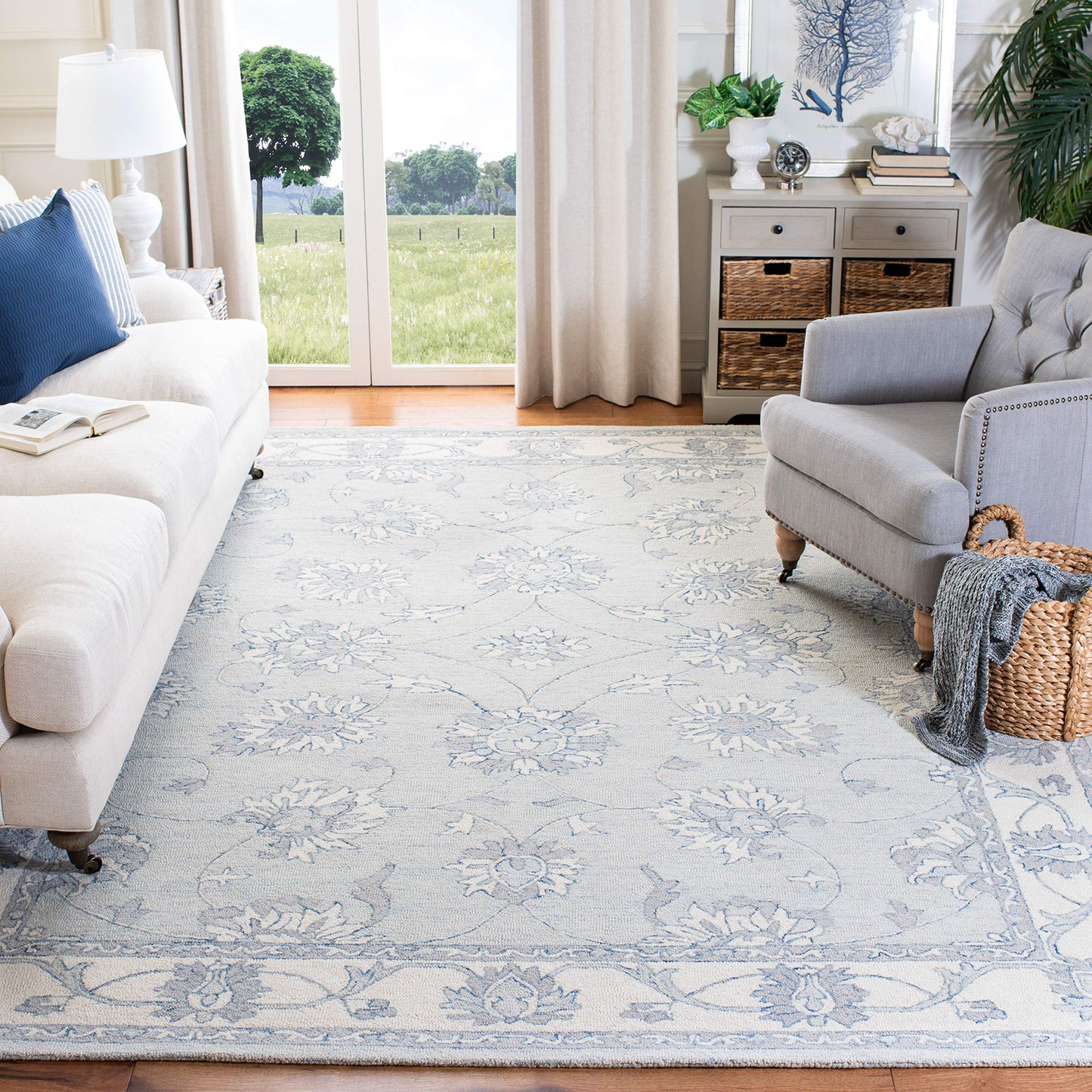 SAFAVIEH Area Rug 8x10 - Micro-Loop Collection - Large - Light Blue & Ivory, Handmade Wool, Ideal for Living Room, Bedroom, Office, Dining Space (MLP536L)