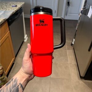 Neon Orange Stanley Quencher H2.0 Tumbler 40oz